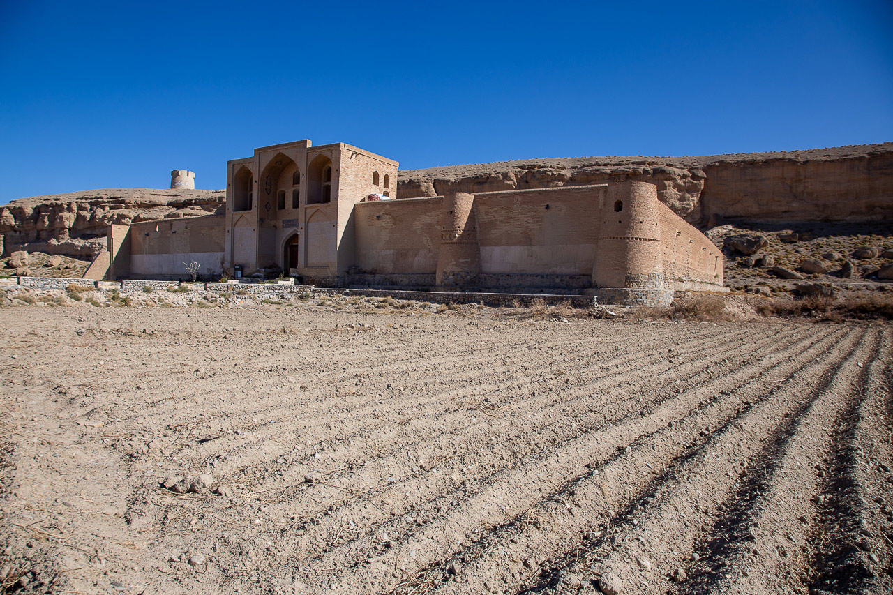 Izadkhast